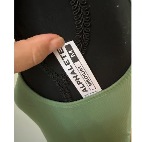 ALPHALETE Green Tank Top Medium - Picture 4 of 4